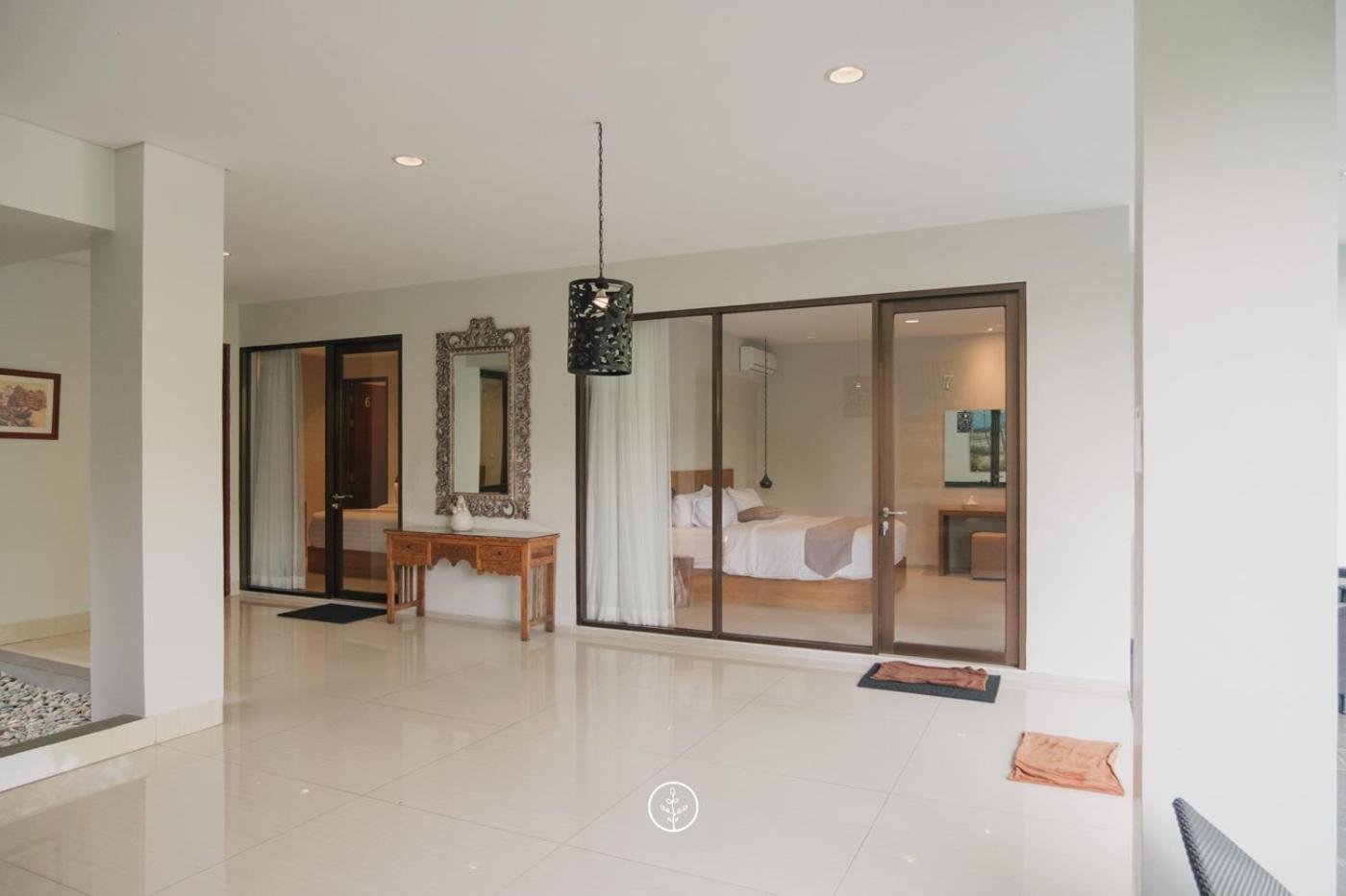 Hikari Hill View Villa 7 Bedrooms With A Private Swimming Pool And Billiard Бандунг Экстерьер фото
